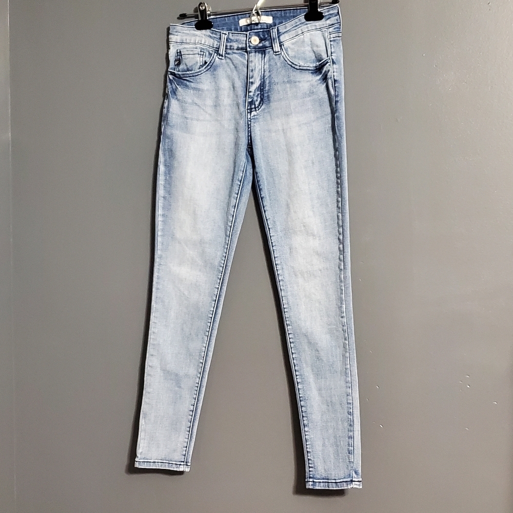 KanCan Skinny Jeans Size 5 Light Wash Mid Rise